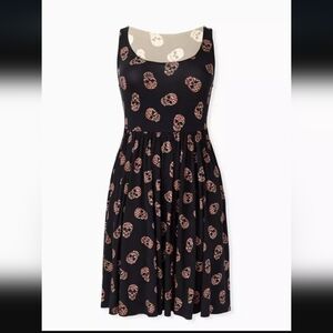 NEW Torrid Skulls Super Soft Skater Dress Size 4 NWT